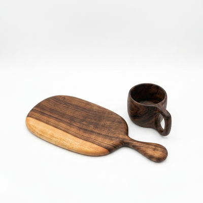 Planche Artisanal en bois de Noyer Maroc